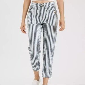 American Eagle Striped Pants Cotton Coastal Women’s Size 6 Blue White Beach
